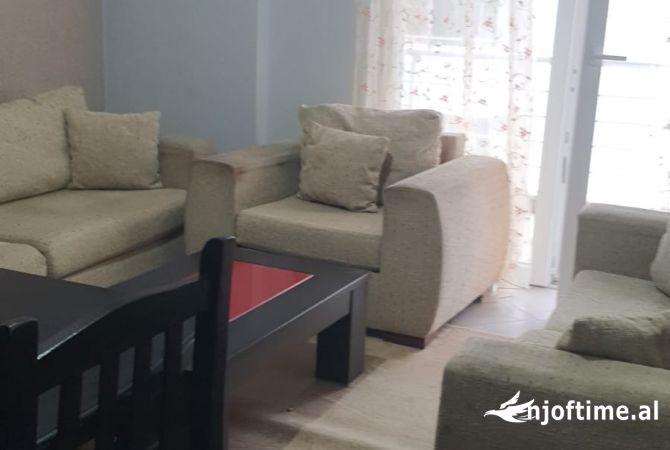 Shtepi me qera 1+1 ne Tirane - 300 Euro