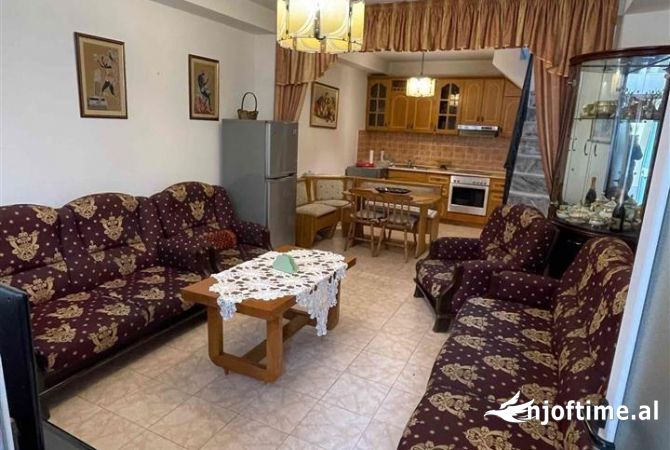 Shtepi me qera 1+1 ne Tirane - 40,000 Leke