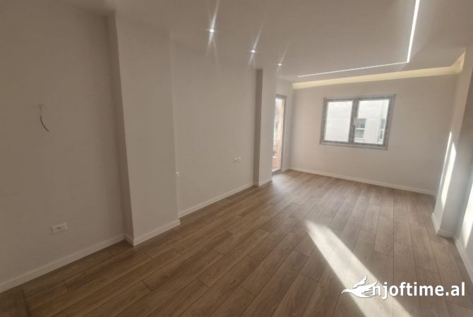Shtepi ne shitje 1+1 ne Tirane - 115,000 Euro
