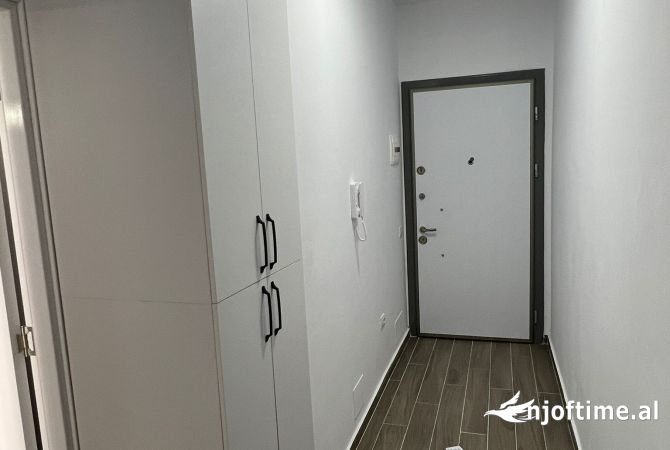 Shtepi me qera Apartament ne Tirane, 1+1, Mobilimi E mobiluar, Pagesa 500  Euro.
