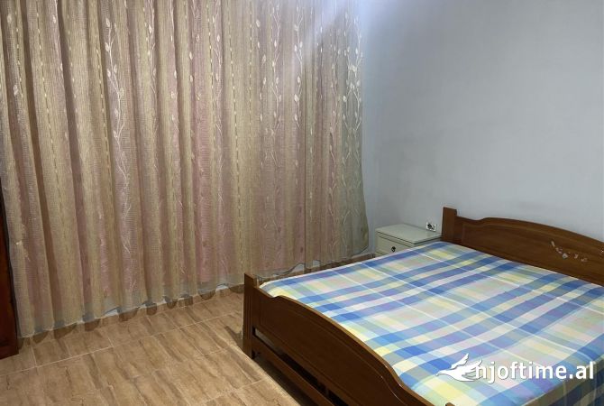 Shtepi me qera 1+1 ne Tirane - 32,000 Leke