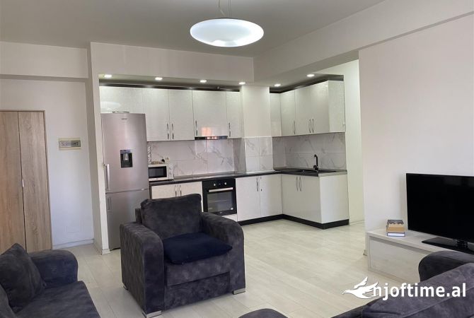 Casa in affitto 2+1 a Tirana - 590 Euro