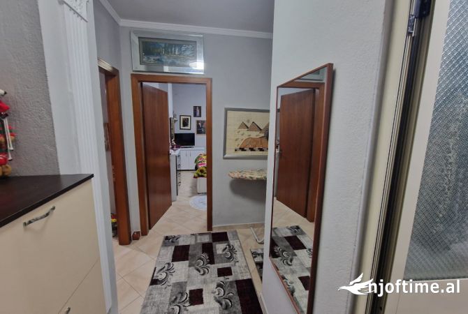 Shtepi ne shitje Apartament ne Durres, 1+1, Mobilimi E mobiluar, Pagesa 72,000  Euro.