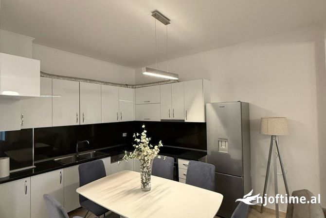 Shtepi me qera 2+1 ne Tirane - 600 Euro