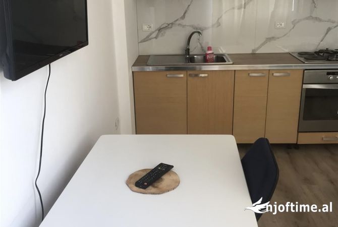 Shtepi me qera Garsoniere ne Tirane - 30,000 Leke