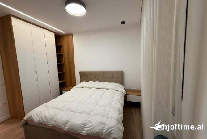 Shtepi me qera Apartament ne Tirane, 1+1, Mobilimi E mobiluar, Pagesa 650  Euro.