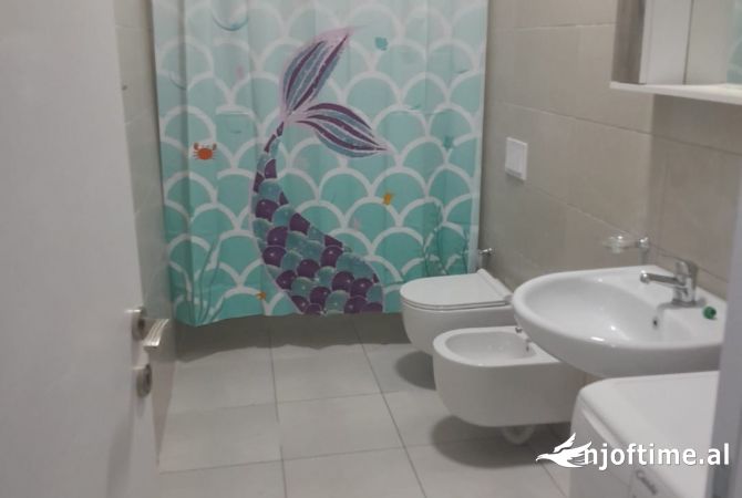 Shtepi me qera Apartament ne Tirane, 1+1, Mobilimi E mobiluar, Pagesa 400  Euro.