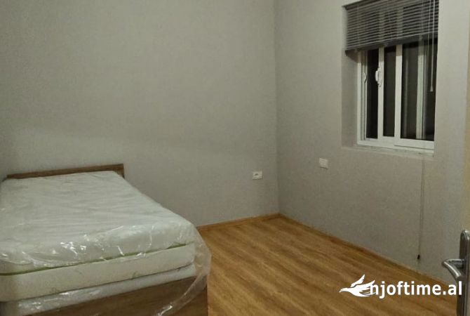 Shtepi me qera 2+1 ne Tirane - 38,000 Leke