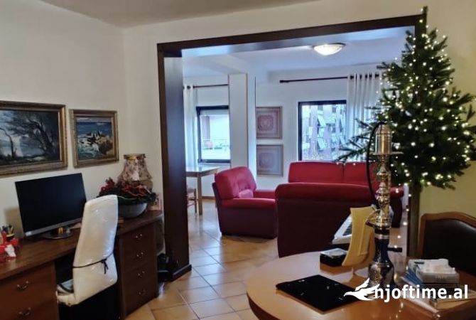 Shtepi ne shitje 2+1 ne Tirane - 235,000 Euro