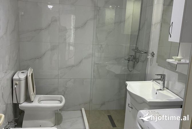 Shtepi me qera Apartament ne Tirane, 1+1, Mobilimi E mobiluar, Pagesa 600  Euro.