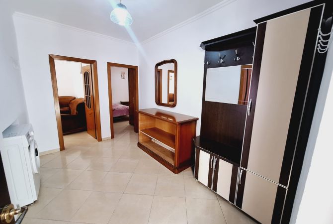 Shtepi me qera Apartament ne Tirane, 2+1, Mobilimi E mobiluar, Pagesa 47,000  Leke.