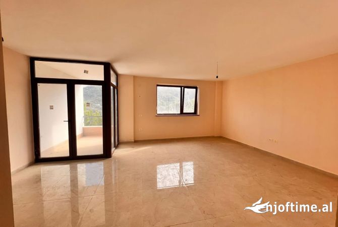 Shtepi ne shitje 2+1 ne Tirane - 190,000 Euro
