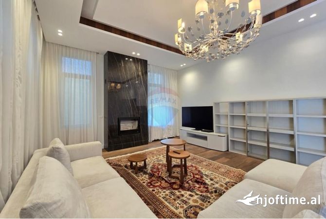 Shtepi me qera 4+1 ne Tirane - 7,000 Euro