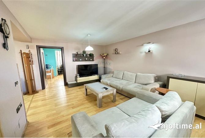 Shtepi me qera 3+1 ne Tirane - 700 Euro