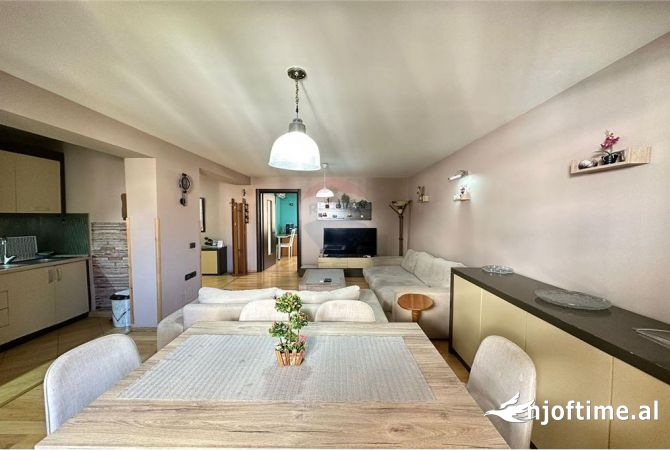 Shtepi me qera 3+1 ne Tirane - 700 Euro