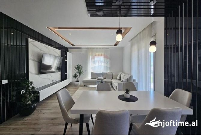 Shtepi me qera 2+1 ne Tirane - 1,500 Euro