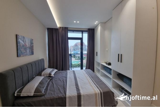 Shtepi me qera 2+1 ne Tirane - 1,500 Euro
