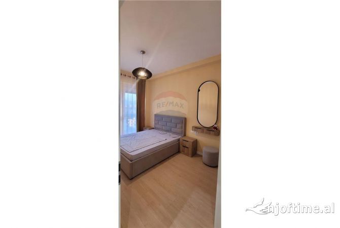 Shtepi me qera Apartament ne Tirane, 1+1, Mobilimi E mobiluar, Pagesa 550  Euro.