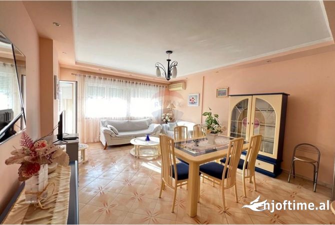 Shtepi me qera 2+1 ne Tirane - 750 Euro