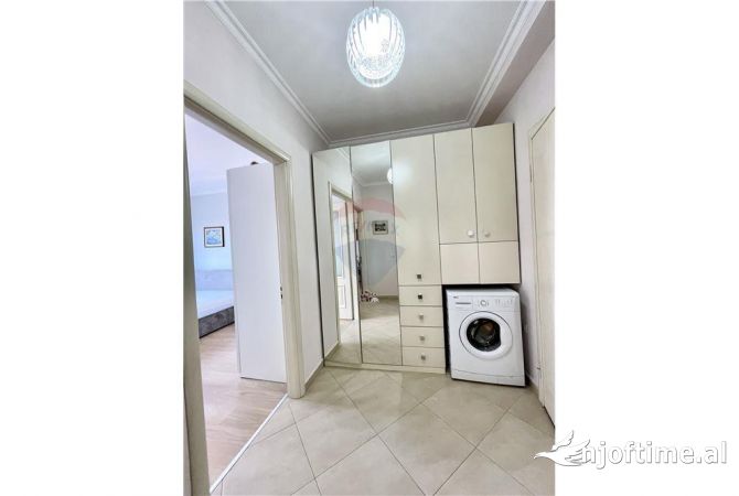 Shtepi me qera Apartament ne Tirane, 1+1, Mobilimi E mobiluar, Pagesa 600  Euro.