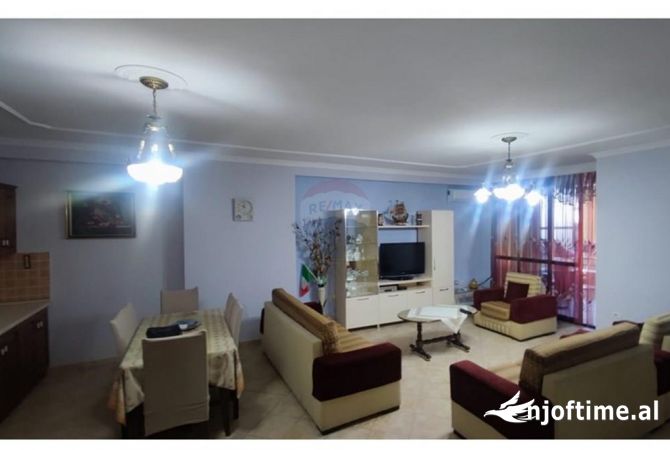 Shtepi me qera Apartament ne Tirane, 2+1, Mobilimi E mobiluar, Pagesa 650  Euro.
