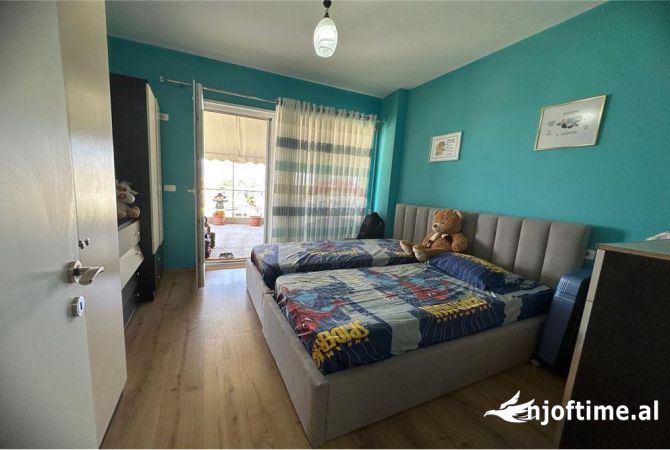 Shtepi me qera Apartament ne Tirane, 2+1, Mobilimi E mobiluar, Pagesa 700  Euro.