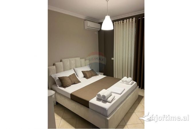Shtepi me qera Apartament ne Tirane, 1+1, Mobilimi E mobiluar, Pagesa 600  Euro.