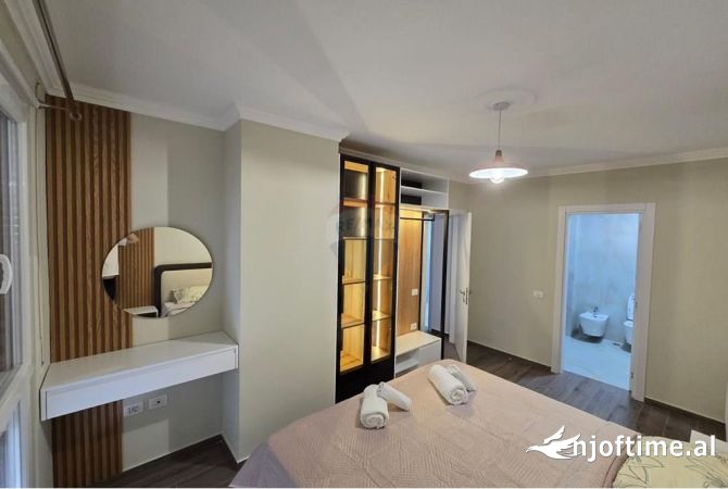 Shtepi me qera 2+1 ne Tirane - 650 Euro