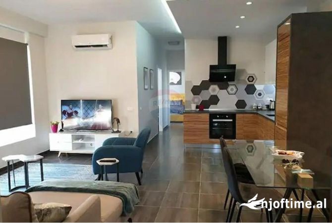 Shtepi me qera Apartament ne Tirane, 2+1, Mobilimi E mobiluar, Pagesa 1,000  Euro.