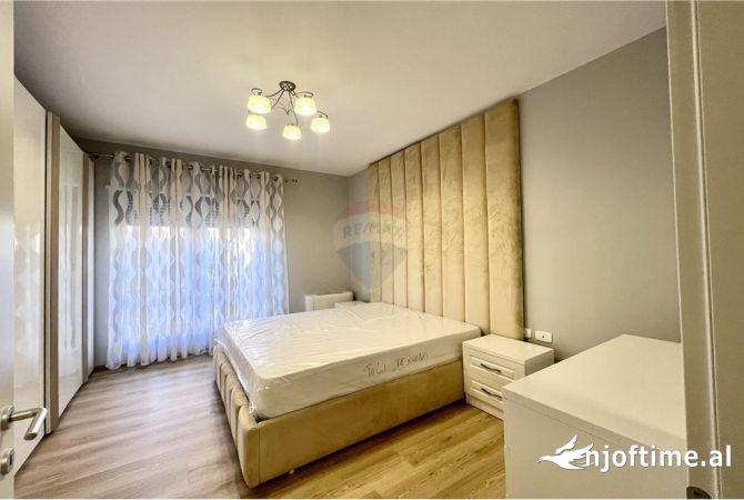 Shtepi me qera Apartament ne Tirane, 2+1, Mobilimi E mobiluar, Pagesa 1,100  Euro.