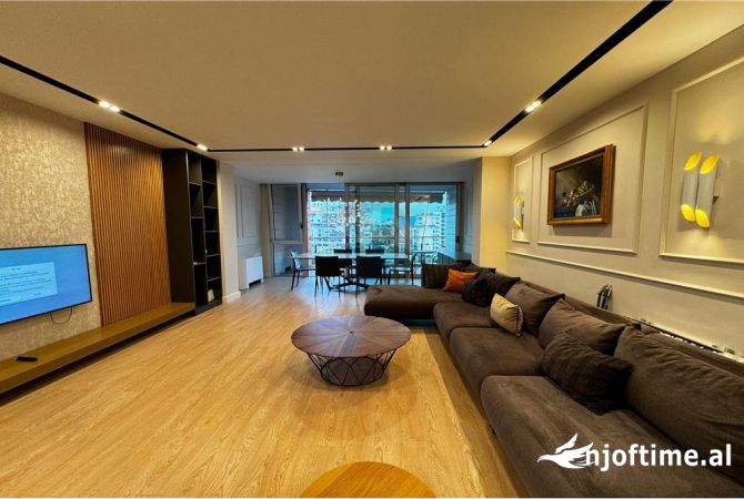 Shtepi me qera Apartament ne Tirane, 2+1, Mobilimi E mobiluar, Pagesa 1,400  Euro.