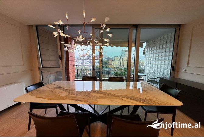 Shtepi me qera Apartament ne Tirane, 2+1, Mobilimi E mobiluar, Pagesa 1,400  Euro.