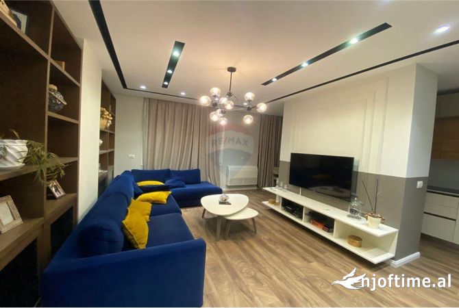 Shtepi me qera 3+1 ne Tirane - 1,700 Euro