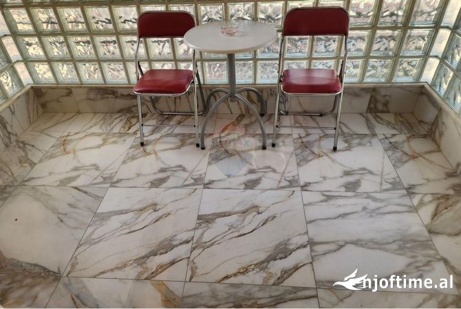 Shtepi me qera Apartament ne Tirane, 2+1, Mobilimi E mobiluar, Pagesa 1,000  Euro.