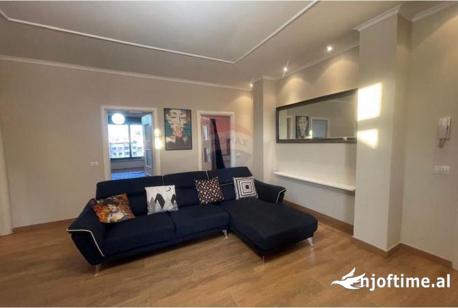 Shtepi me qera 2+1 ne Tirane - 650 Euro