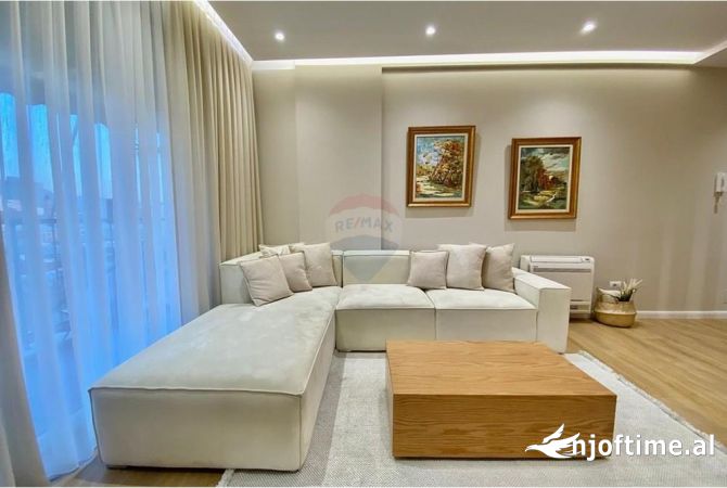 Shtepi me qera Apartament ne Tirane, 2+1, Mobilimi E mobiluar, Pagesa 1,200  Euro.