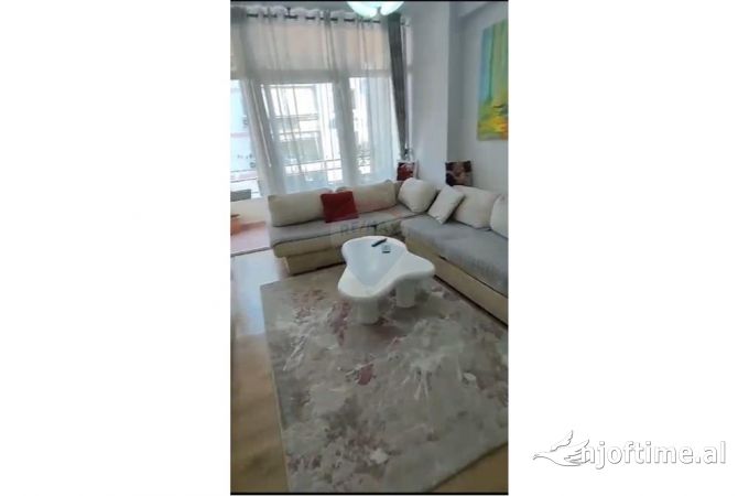 Shtepi ne shitje 2+1 ne Tirane - 130,000 Euro