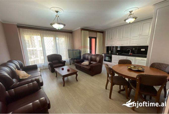 Shtepi me qera 1+1 ne Tirane - 650 Euro