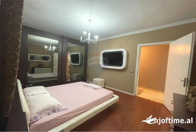 Shtepi me qera Apartament ne Tirane, 2+1, Mobilimi E mobiluar, Pagesa 500  Euro.