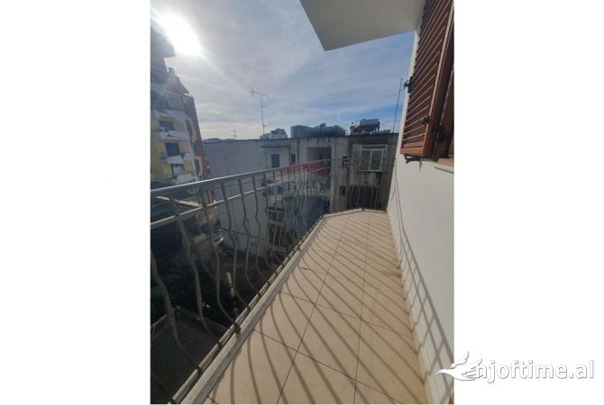 Shtepi me qera 3+1 ne Tirane - 550 Euro