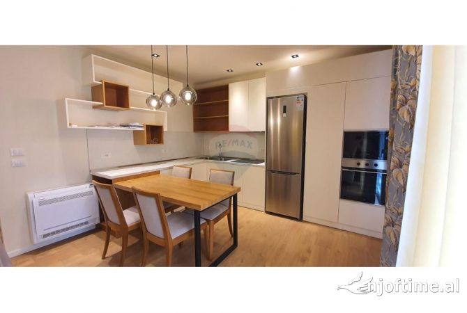 Shtepi me qera 1+1 ne Tirane - 800 Euro