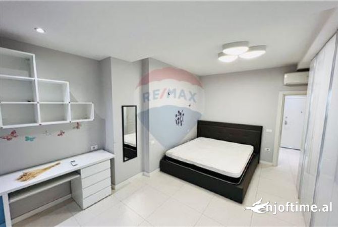 Shtepi me qera Apartament ne Tirane, 1+1, Mobilimi E mobiluar, Pagesa 800  Euro.