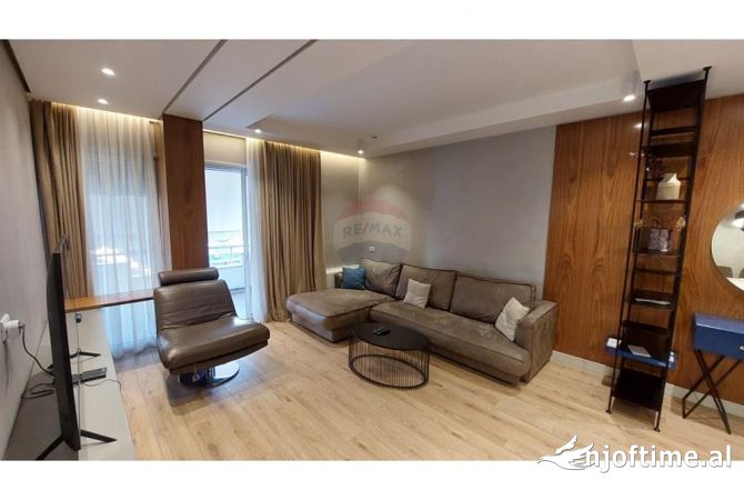 Shtepi me qera 2+1 ne Tirane - 1,000 Euro