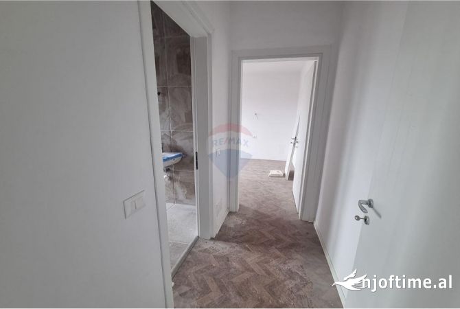 ZYRE PER QIRA TE RRUGA E KAVAJES