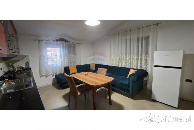 Shtepi me qera 2+1 ne Tirane - 450 Euro