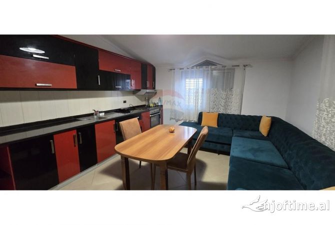 Shtepi me qera 2+1 ne Tirane - 450 Euro