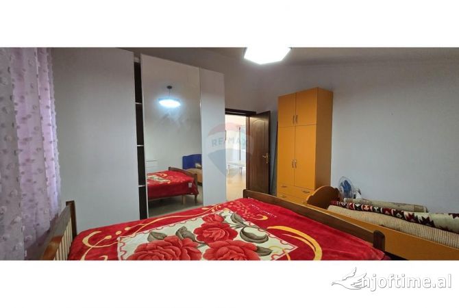Shtepi me qera Apartament ne Tirane, 2+1, Mobilimi E mobiluar, Pagesa 450  Euro.