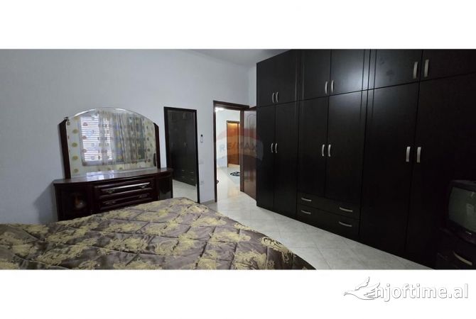 Shtepi me qera Apartament ne Tirane, 2+1, Mobilimi E mobiluar, Pagesa 650  Euro.