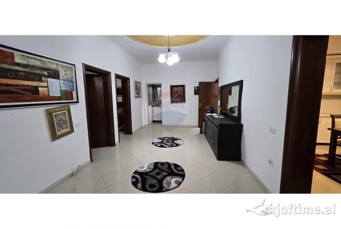 Shtepi me qera Apartament ne Tirane, 2+1, Mobilimi E mobiluar, Pagesa 650  Euro.