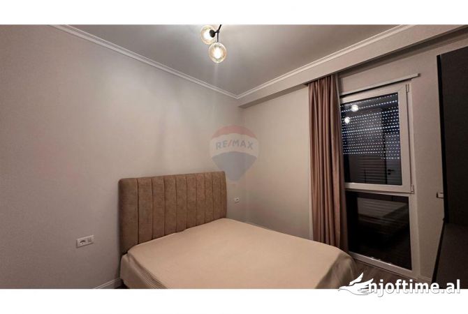 Shtepi me qera Apartament ne Tirane, 1+1, Mobilimi E mobiluar, Pagesa 650  Euro.